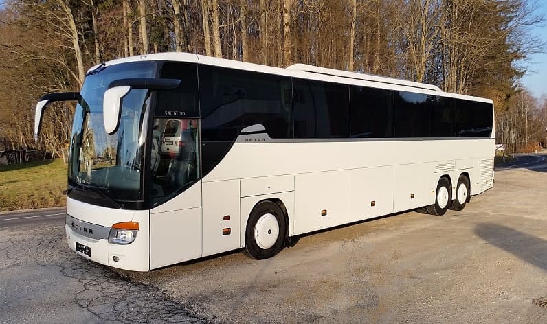 Italy: Buses hire in Piacenza, Emilia-Romagna